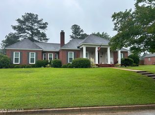 701 Treeline Dr, Brandon, MS 39042