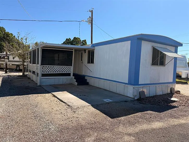 Building Photo - 1340 W 3rd St #46