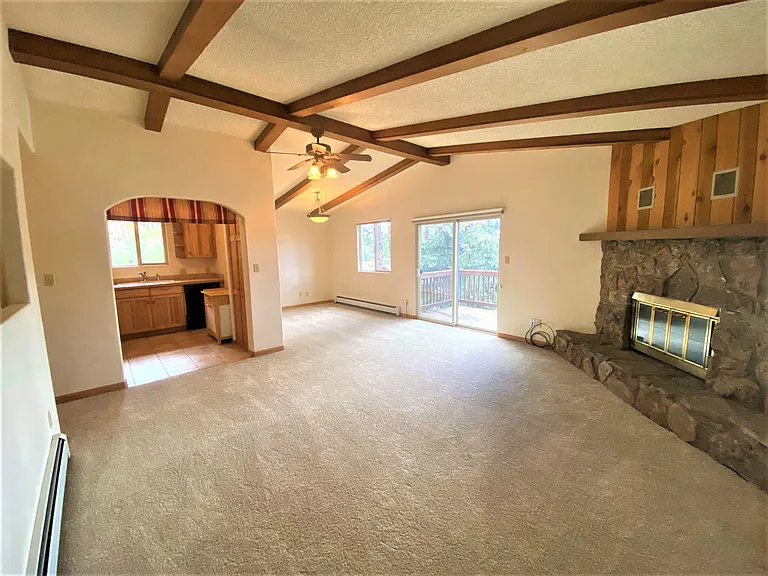 26881 Main St — Photo 9