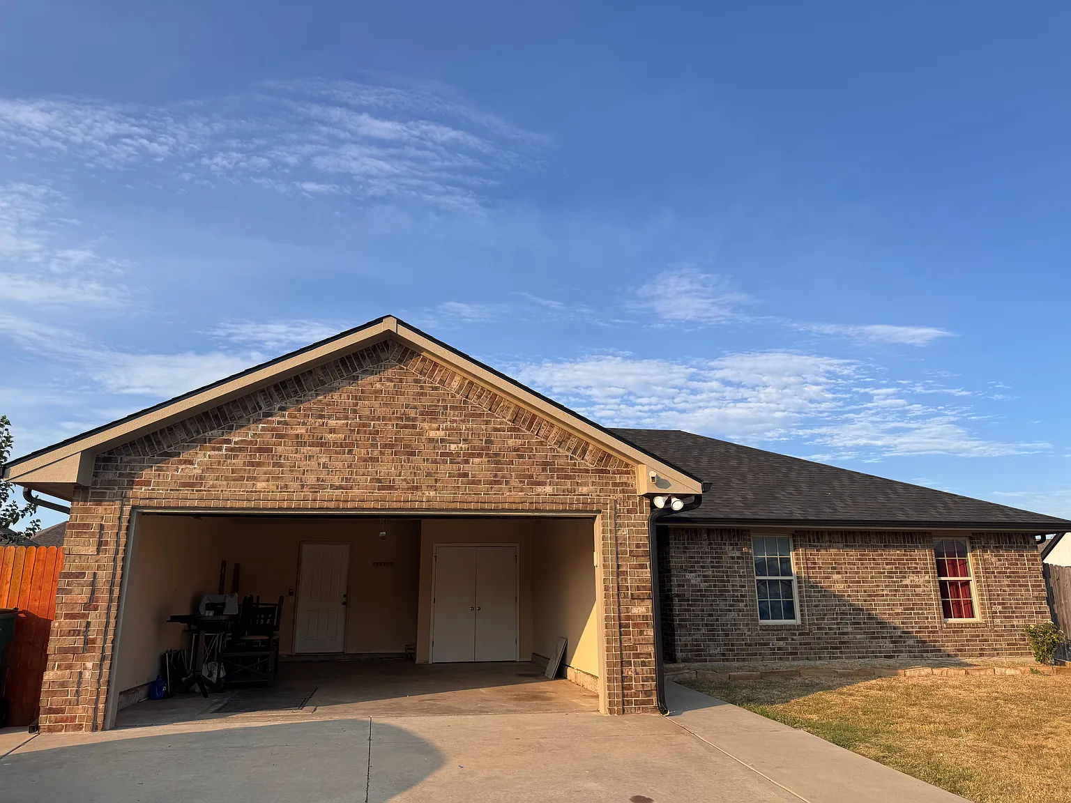 3 bed, 1306 sqft, $1,600 — Photo 2