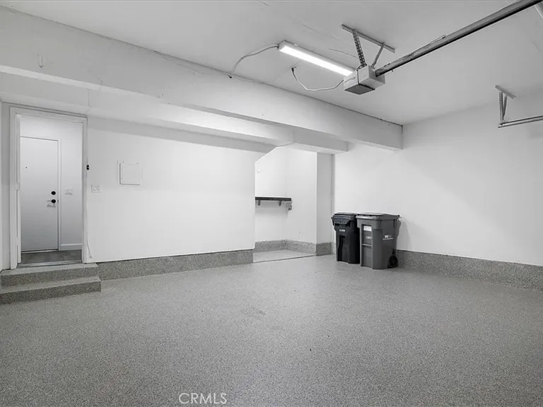 1104 Cleghorn Dr #F — Photo 10