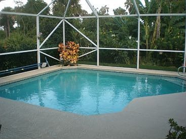 1st image of 5098 Wexford Dr