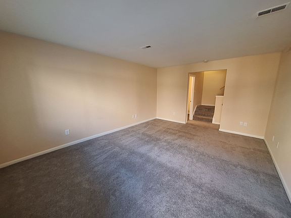 4th image of 1353 Granada Ct
