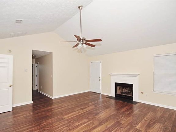 2nd image of 320 Ashton Pl
