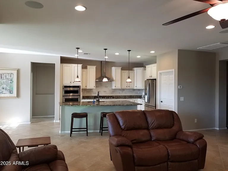26881 W Utopia Rd — Photo 7