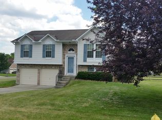 10450 Springrun Dr, Cincinnati, OH 45231