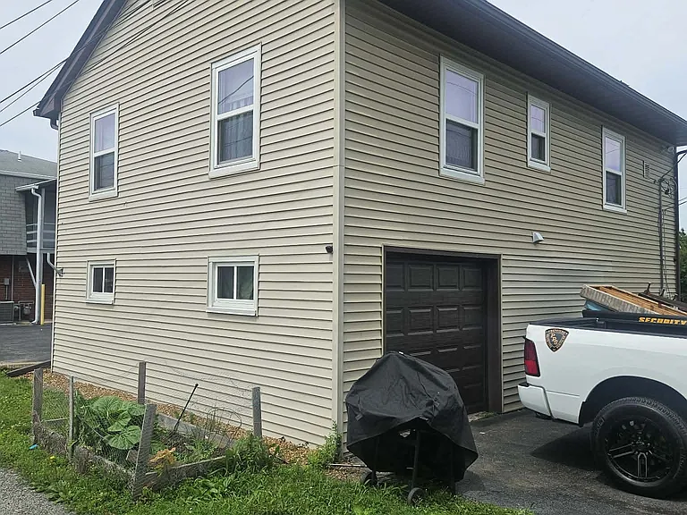 4717 W Main St — Photo 2