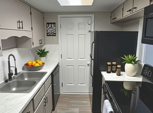 2260 University Blvd #90G, Jacksonville, FL 32211