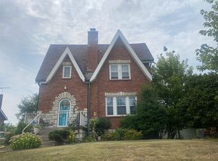 7426 Florissant Rd, Saint Louis, MO 63121