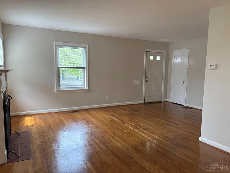 4408 Grove Ave — Photo 5