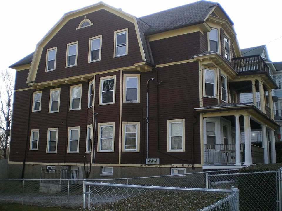 2nd image of 129 Highland Ave