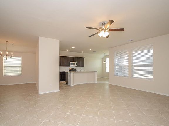 5th image of 16323 Brookside Willow Ln