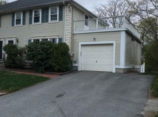 49 Sunderland Rd, Worcester, MA 01604