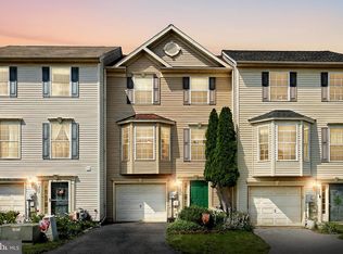 262 Country Ridge Dr, Red Lion, PA 17356