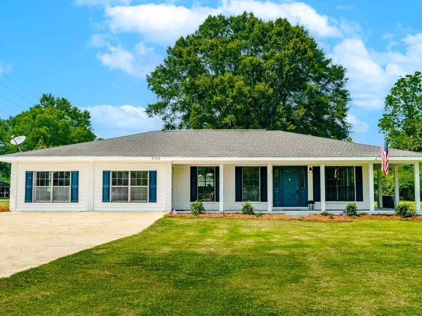 2703 Old Richton Rd, Petal, MS 39465