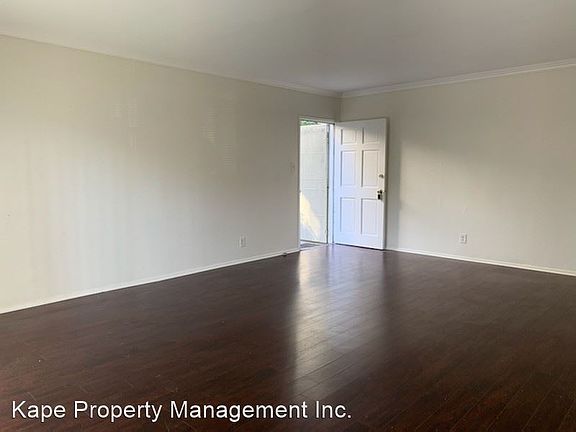 2nd image of 2042 S Corning St Unit 101