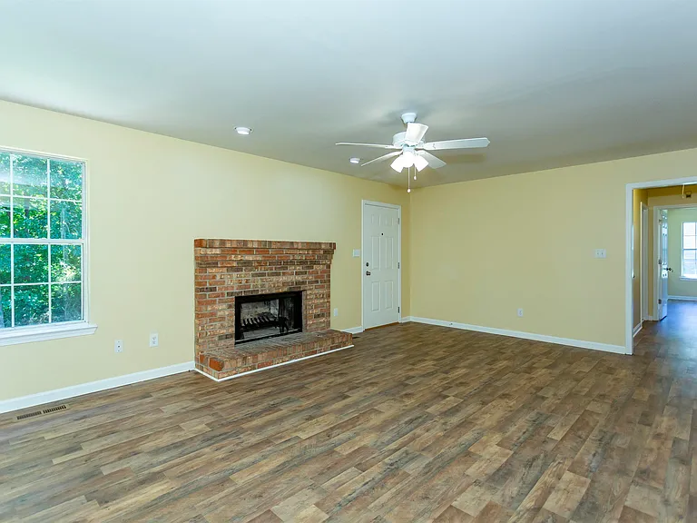 713 Jason Cir — Photo 8