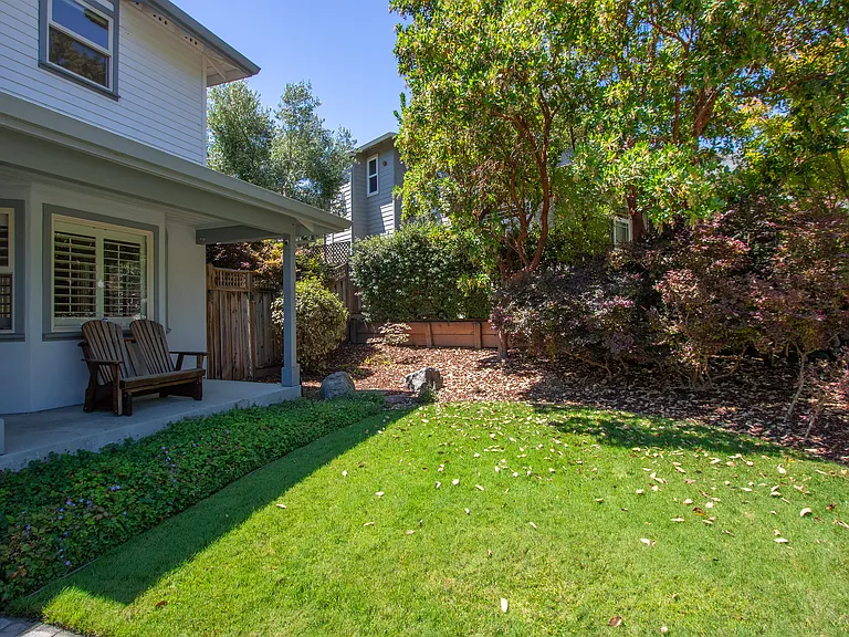 111 Misty Ct — Photo 4