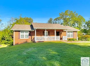 903 Ainsley St, Martinsville, VA 24112