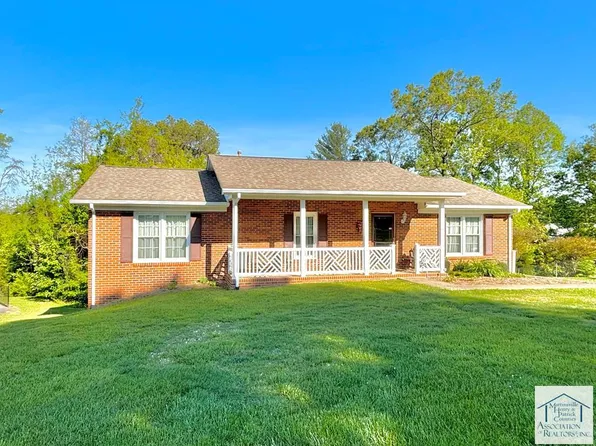 903 Ainsley St, Martinsville, VA 24112