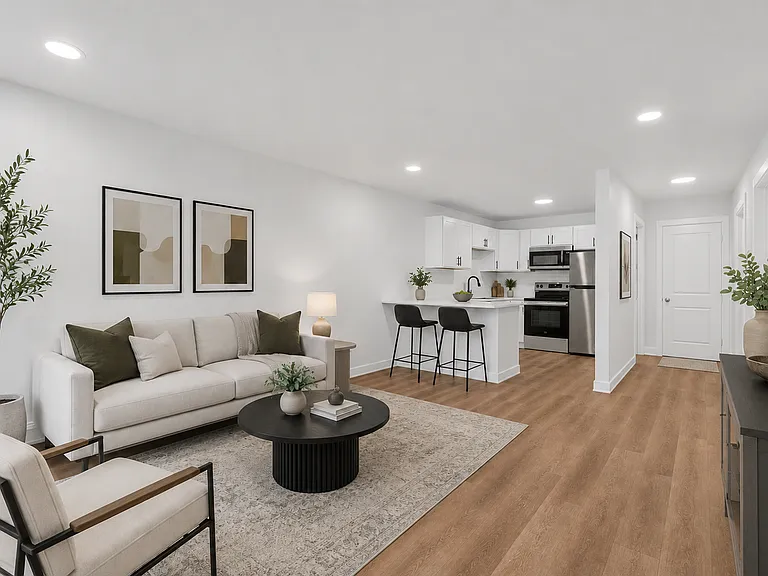 725 Coolidge St — Photo 1