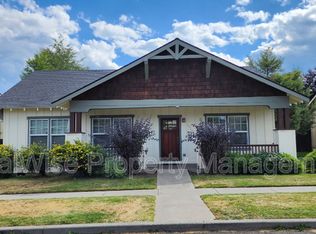 20617 Songbird Ln, Bend, OR 97702