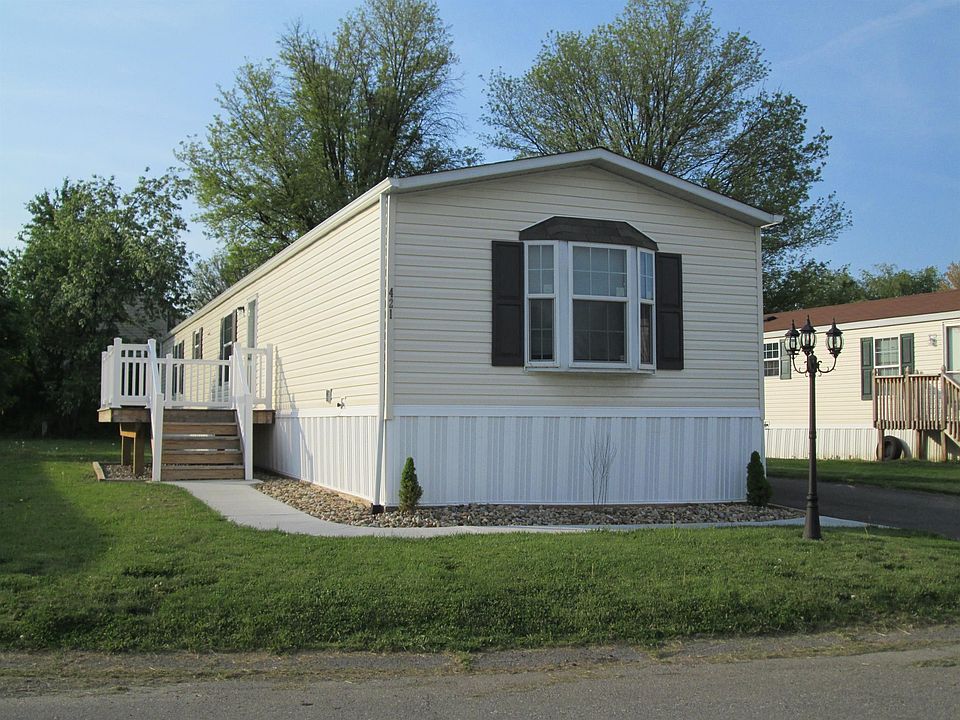 Exterior Image-0-CLAYTON 421 Cranberry Village Estates