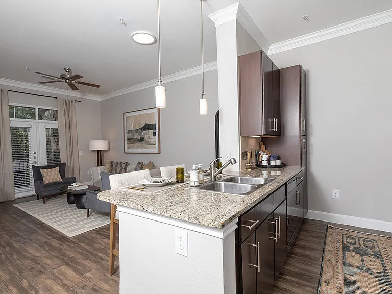 Braeswood Place — Photo 6