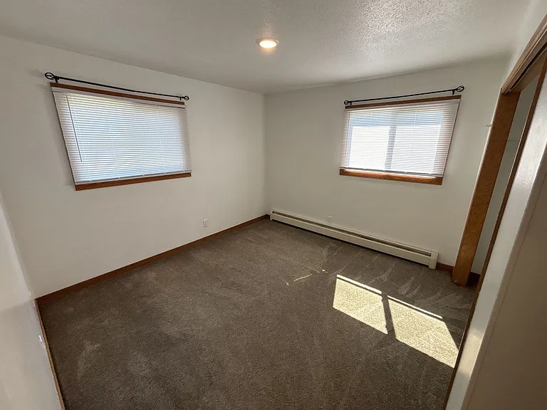 1642 Bainbridge St — Photo 16