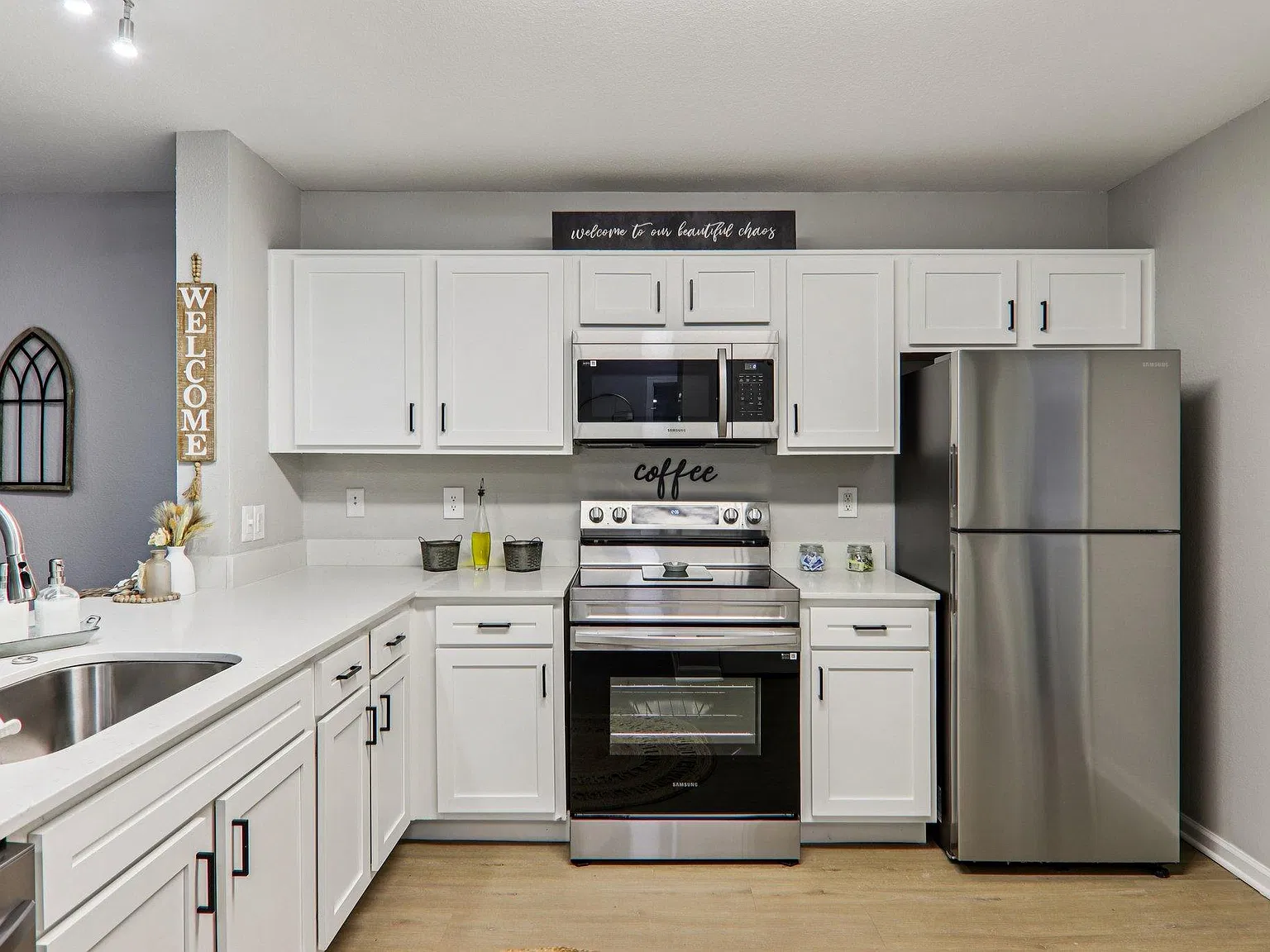 The Hub at Palmetto Pointe — Photo 2