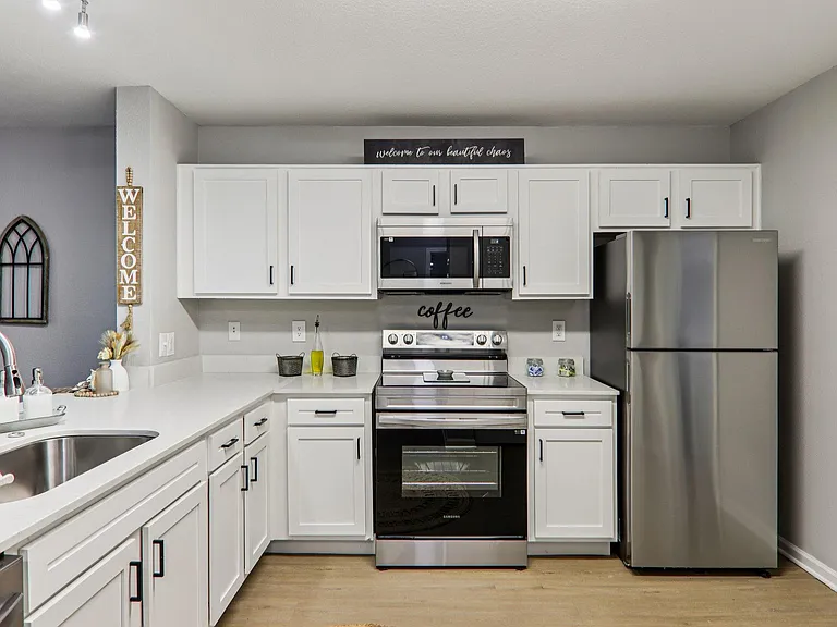 The Hub at Palmetto Pointe — Photo 21
