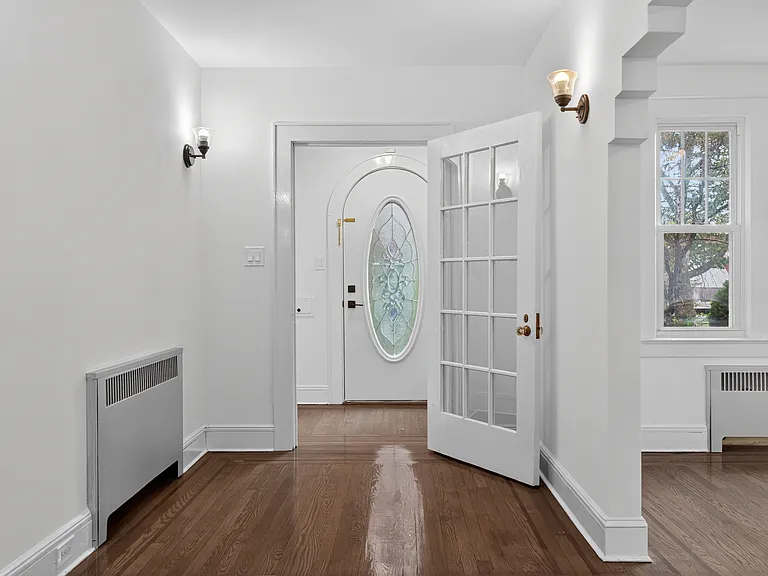 135 Rockwood Pl — Photo 25