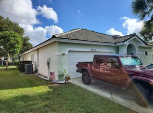 2808 Waters Edge Cir, Greenacres, FL 33413