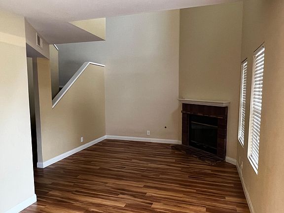 4th image of 9051 Calle Del Verde