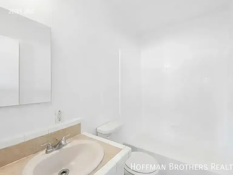 6828 Fulton Ave #6 — Photo 16