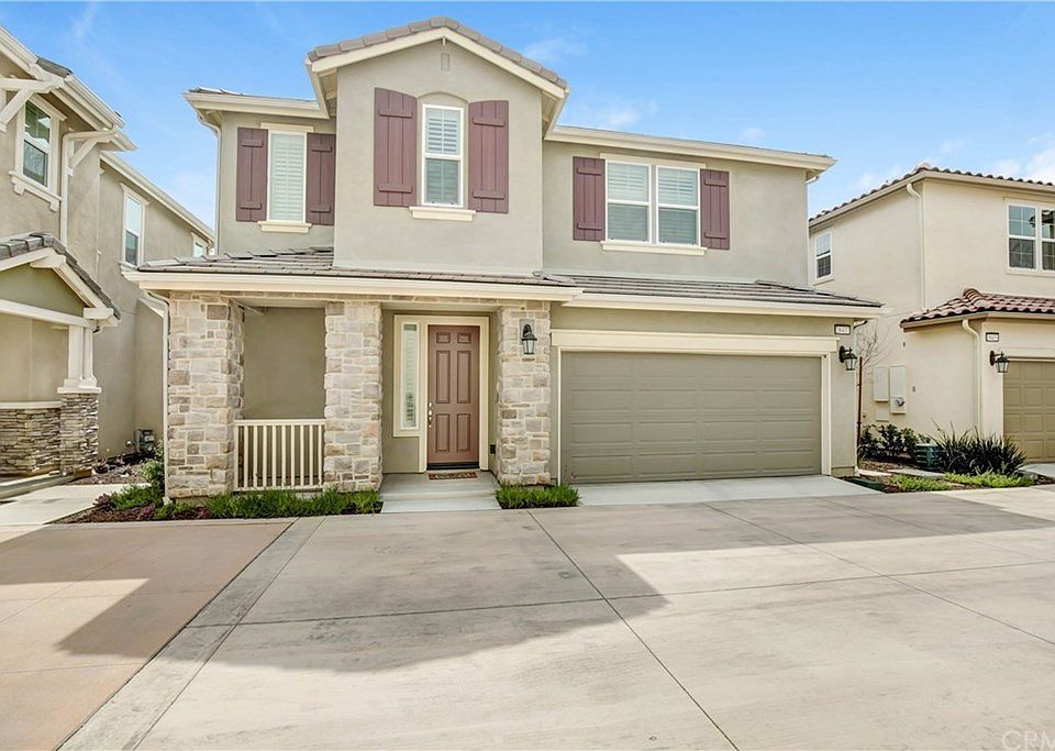 1st image of 28437 Wild Rose Ln
