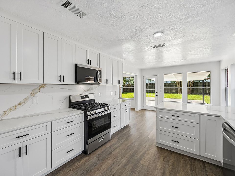 1st image of 23527 Cansfield Way