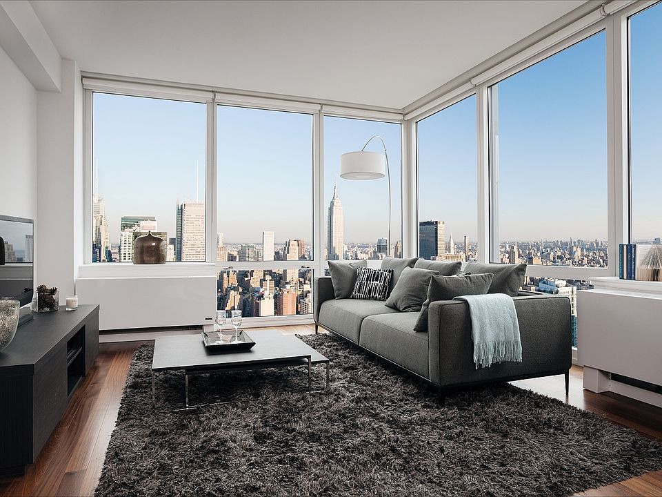 1st image of 620 W 42nd St APT S27a