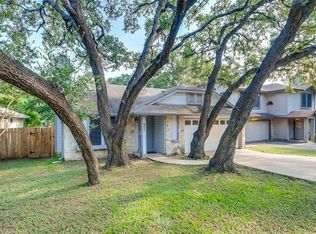 907 Silcantu Dr, Austin, TX 78748