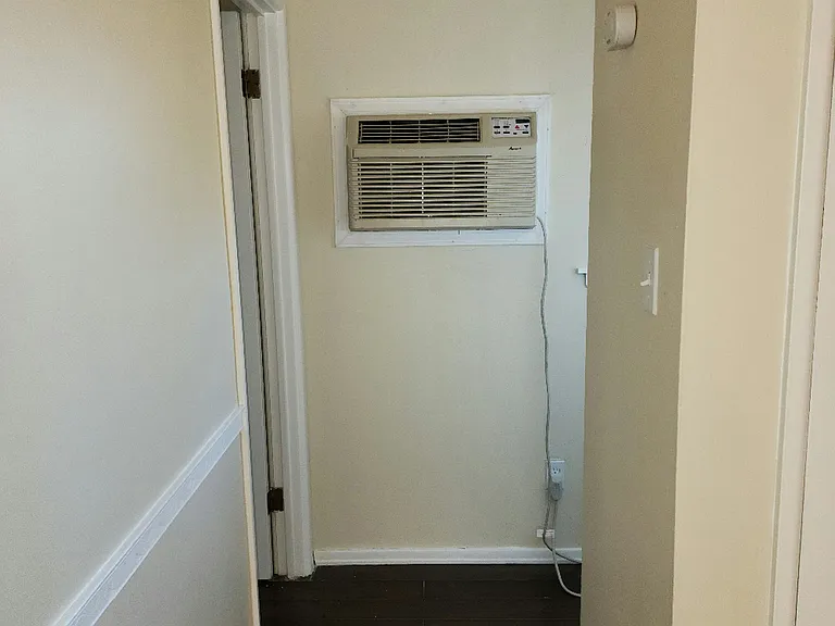 2526 Gravois Rd #C — Photo 8