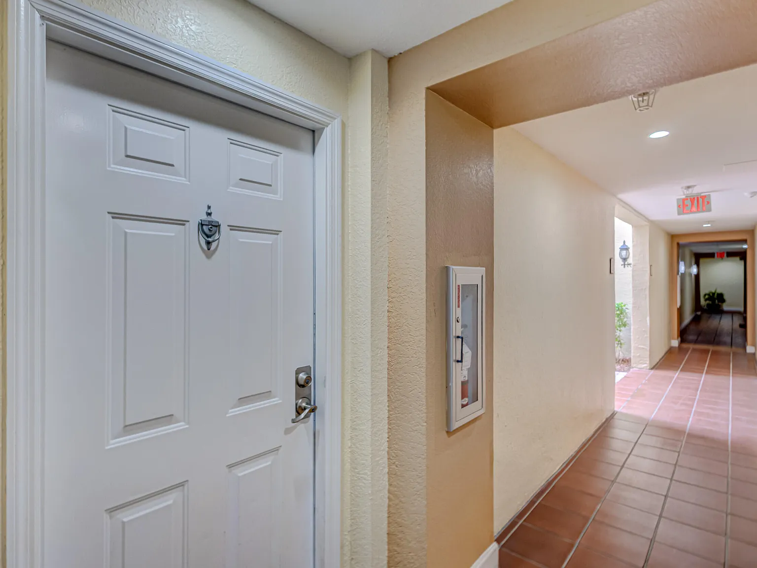 1 bed, 1.0 bath, 756 sqft, $3,000 — Photo 4
