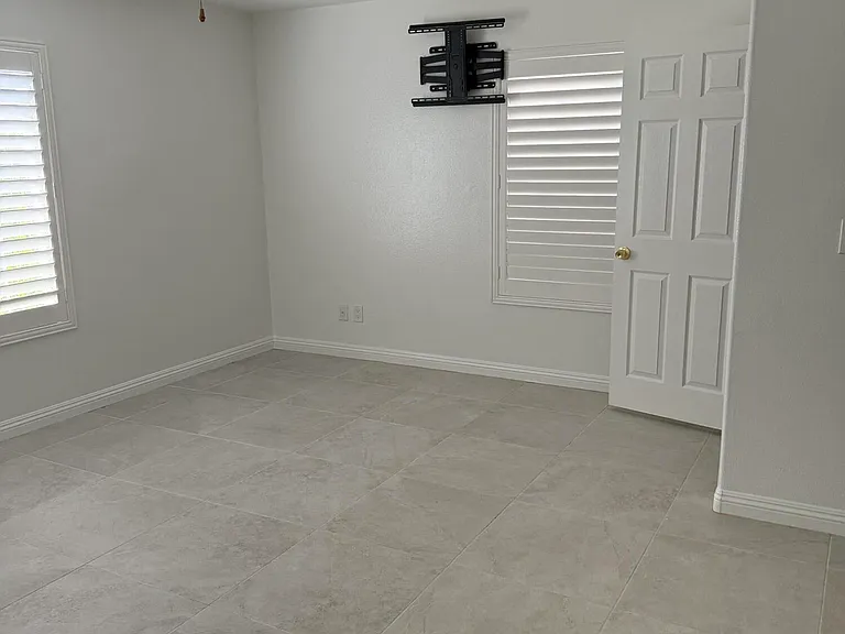 32790 Aurora Vista Rd — Photo 3