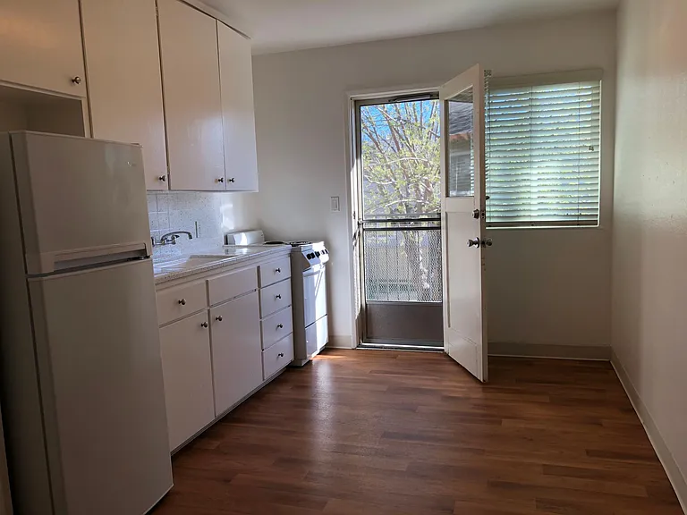 4062 Will Rogers Dr — Photo 1