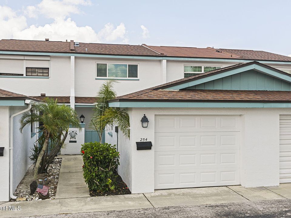 1st image of 254 Queens Ct