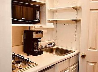 233 E 80th St APT 3C, New York, NY 10075