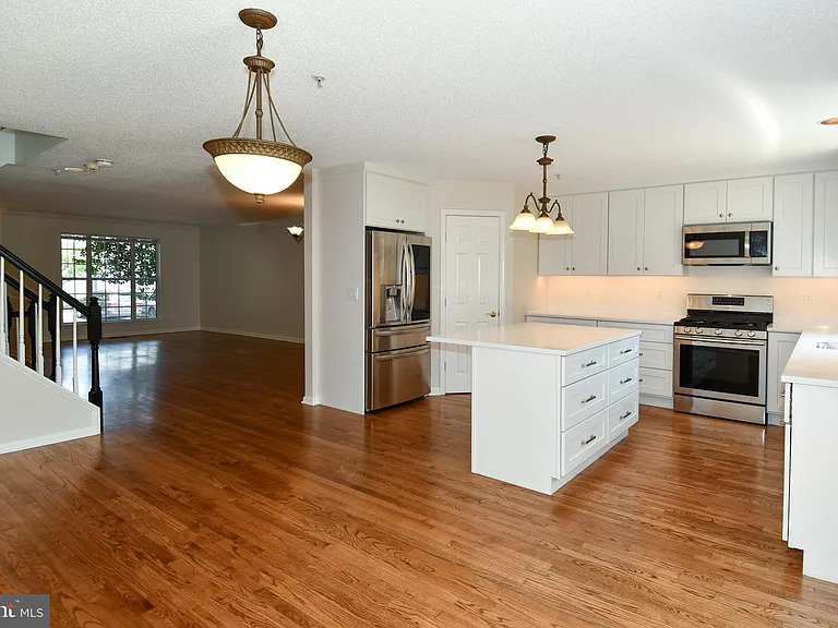 15108 Cider Wood Ct — Photo 8