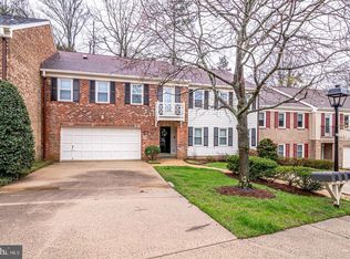 10515 Meadow Bridge Ln, Fairfax, VA 22030