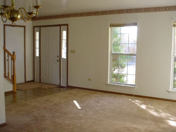 2nd image of 560 Lakewood Farms Dr