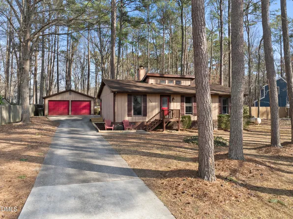 303 S Bend Dr, Knightdale, NC 27545