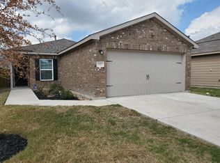 1572 Breanna Ln, Kyle, TX 78640